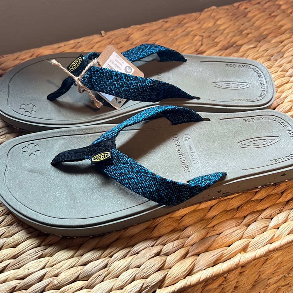 Keen flip flops. Mens size 12. New, never worn.